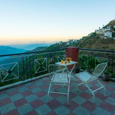 Livingstone 2Bhk Cozy Homestay In Kasauli Hills Экстерьер фото