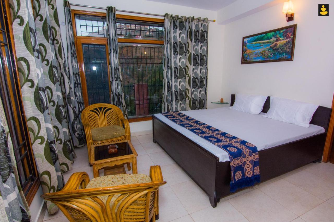 Livingstone 2Bhk Cozy Homestay In Kasauli Hills Экстерьер фото