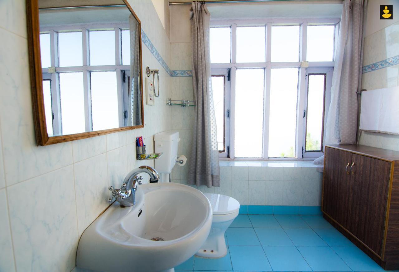 Livingstone 2Bhk Cozy Homestay In Kasauli Hills Экстерьер фото